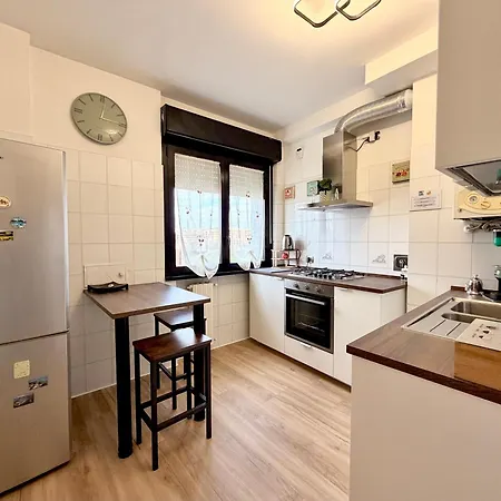 Location Eur Διαμέρισμα *